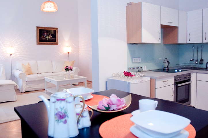 Kueche-Wohnzimmer Kueche-Wohnzimmer